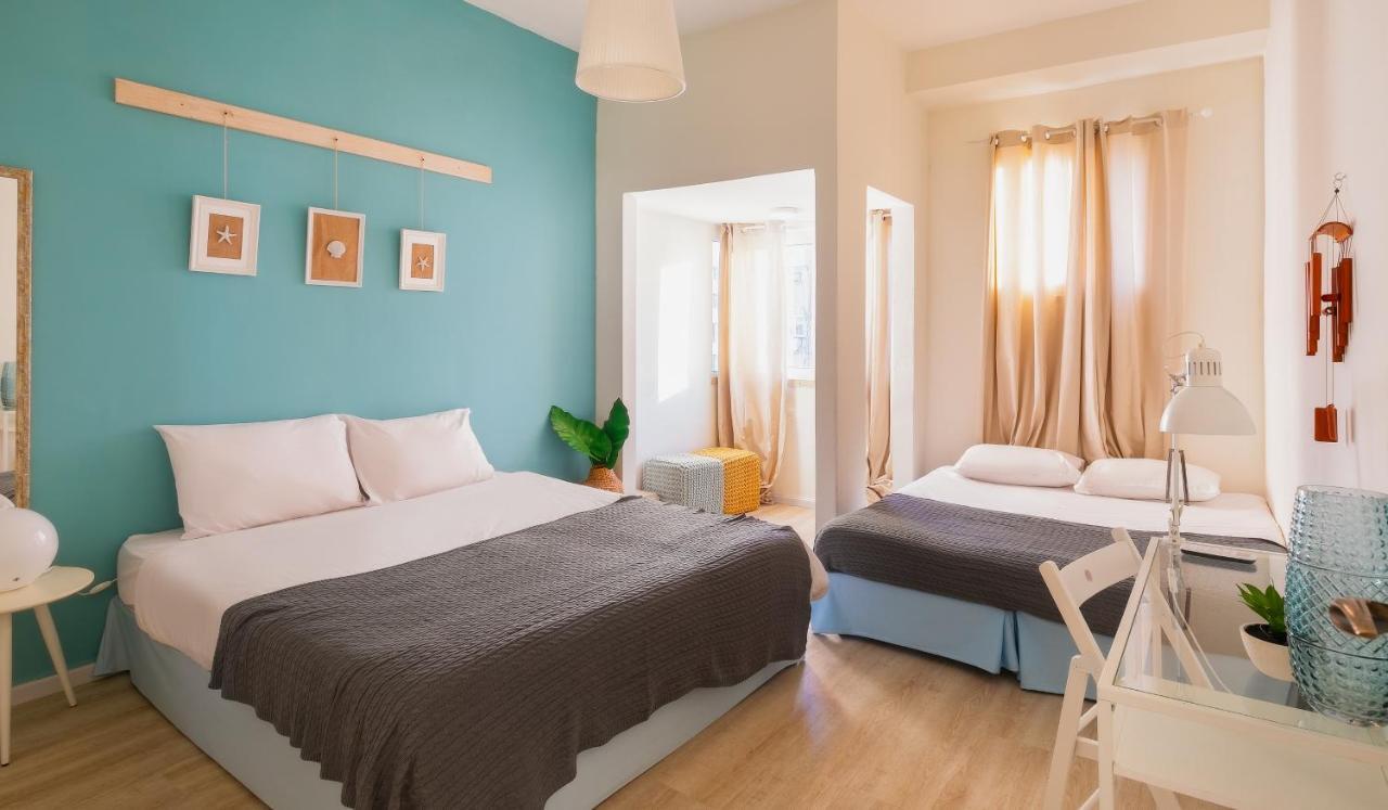 4 Bedroom Apartment On The Beach 特拉维夫 外观 照片