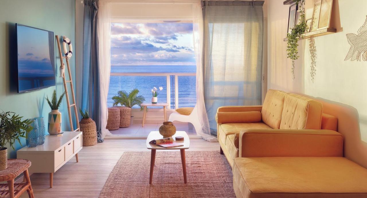4 Bedroom Apartment On The Beach 特拉维夫 外观 照片