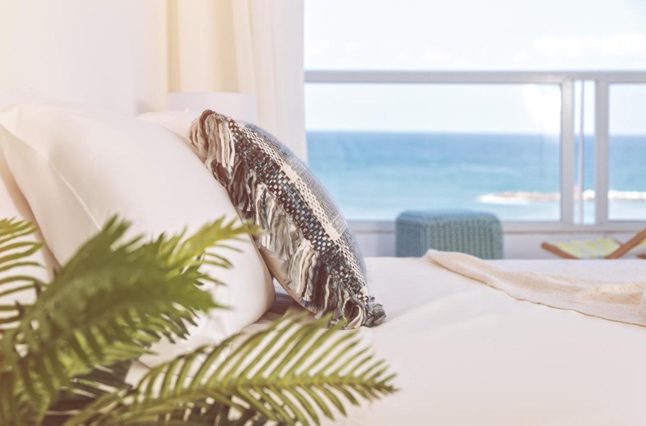 4 Bedroom Apartment On The Beach 特拉维夫 外观 照片